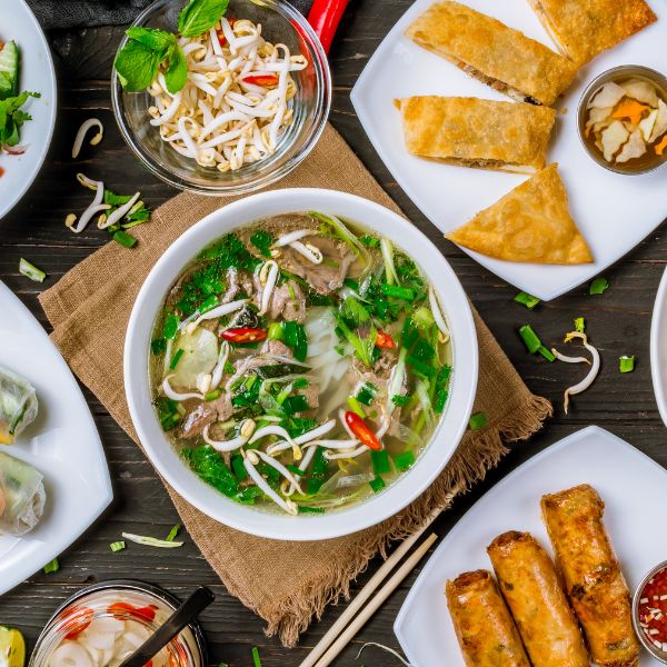 Món ăn chế biến sẵn