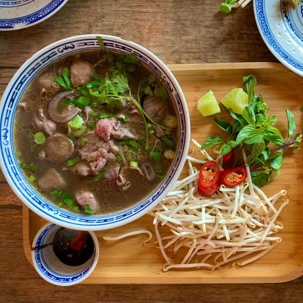 Món ăn chế biến sẵn