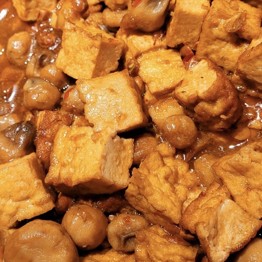 Mâm cơm chuẩn vị