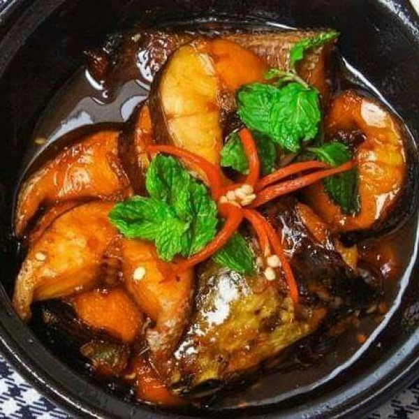 Cá lóc kho tộ, Canh bí xanh nấu tôm, Đậu hũ sốt mắm tỏi mỡ hành, Dưa giá