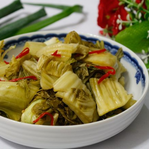 Thịt kho tàu, Đậu hũ dồi thịt sốt cà, Canh cải, Dưa cải chua