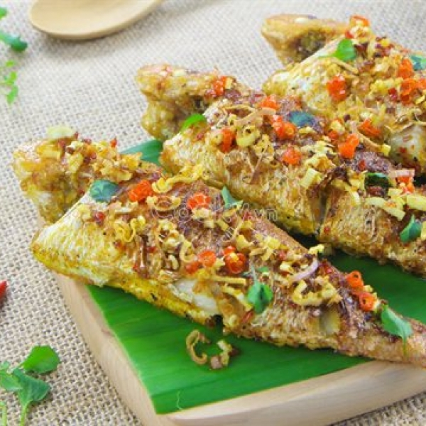 Cá Hường muối ớt xả