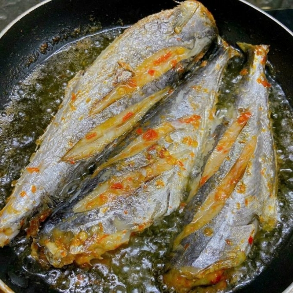 Cá Thu ảo  muối ớt