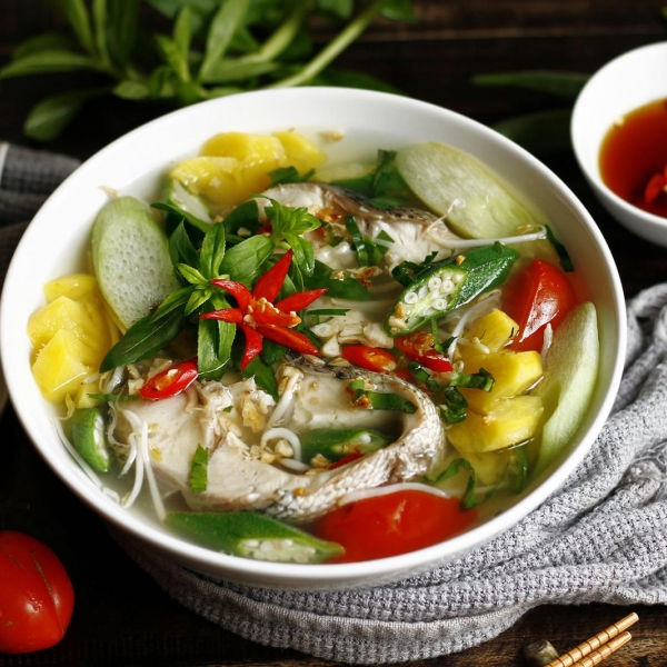 Canh chua cá lóc