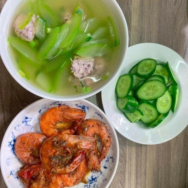 Canh bí xanh nấu tôm