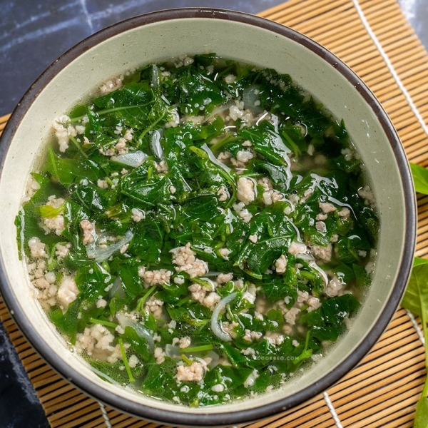 Canh rau ngót nấu thịt