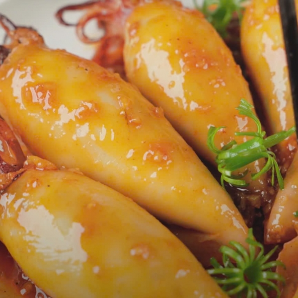 Mực dồn thịt chiên