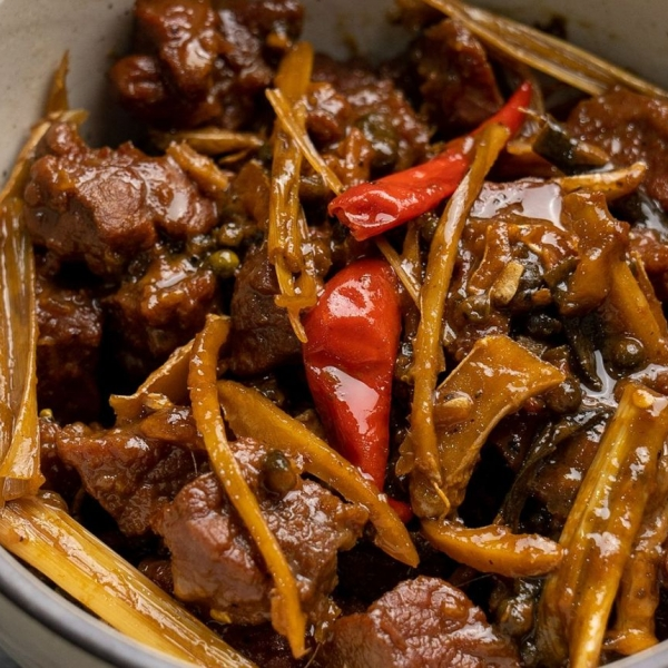 Bò kho gừng