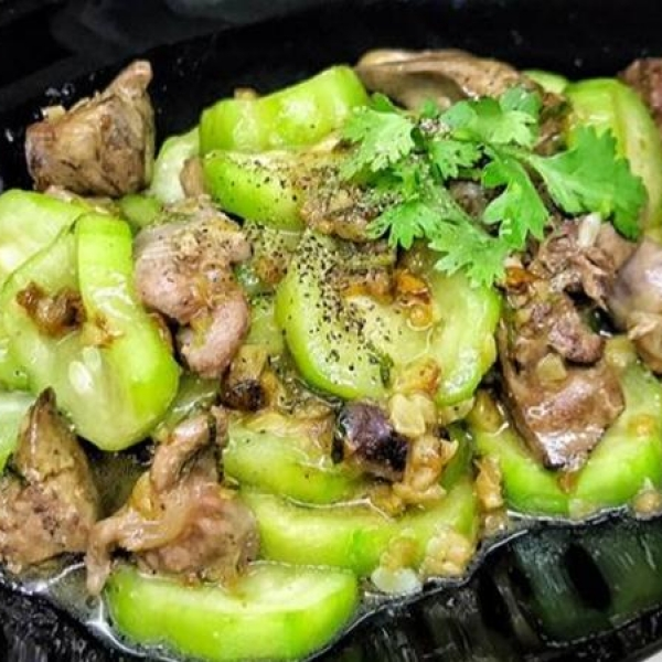 Mướp xào lòng gà