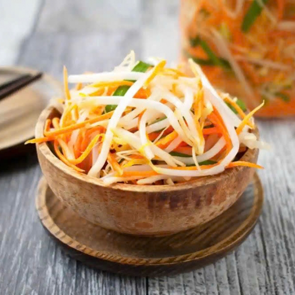 Cá lóc kho tộ, Canh bí xanh nấu tôm, Đậu hũ sốt mắm tỏi mỡ hành, Dưa giá